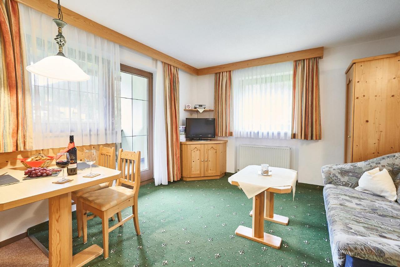 Haus Sonnenweg Apartment Лойташ Екстериор снимка